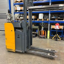 verfügbar: Jungheinrich ESD20 G119-166ZT Gabelhochhubwagen Jungheinrich ESD20 G119-166ZT