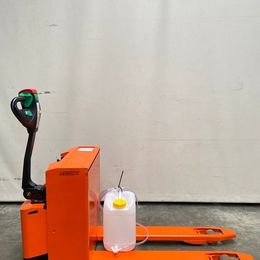 Doosan Elektro Stapler mit 1800kg Tragkraft