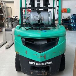 Mitsubishi Gas Stapler mit 3500kg Tragkraft